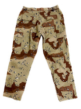 Load image into Gallery viewer, Vintage Chocolate Chip Desert Storm Camo Pant