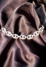 Load image into Gallery viewer, Pavé Puffed Mariner Chain Choker
