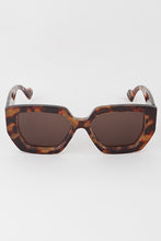 Load image into Gallery viewer, Dolce Cat Eye Sunglasses
