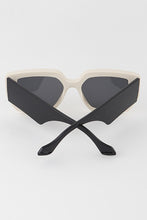 Load image into Gallery viewer, Dolce Cat Eye Sunglasses
