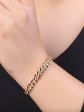 Load image into Gallery viewer, Chain Link Bangle in Gold
