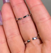 Load image into Gallery viewer, ButterFLY Ring in Silver
