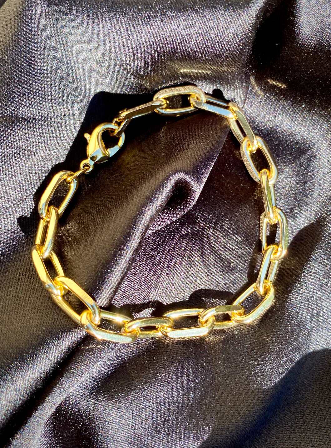 18k Chain Link Bracelet in Gold