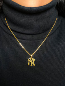 24k NY Necklace in Gold