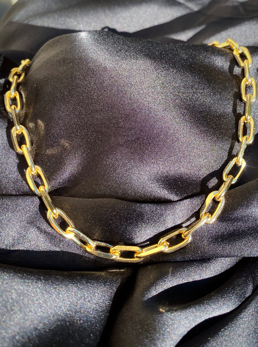 18k Chain Link Necklace in Gold