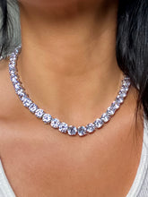 Load image into Gallery viewer, XL Beverly Thrills Choker
