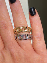 Load image into Gallery viewer, Chain Link Ring
