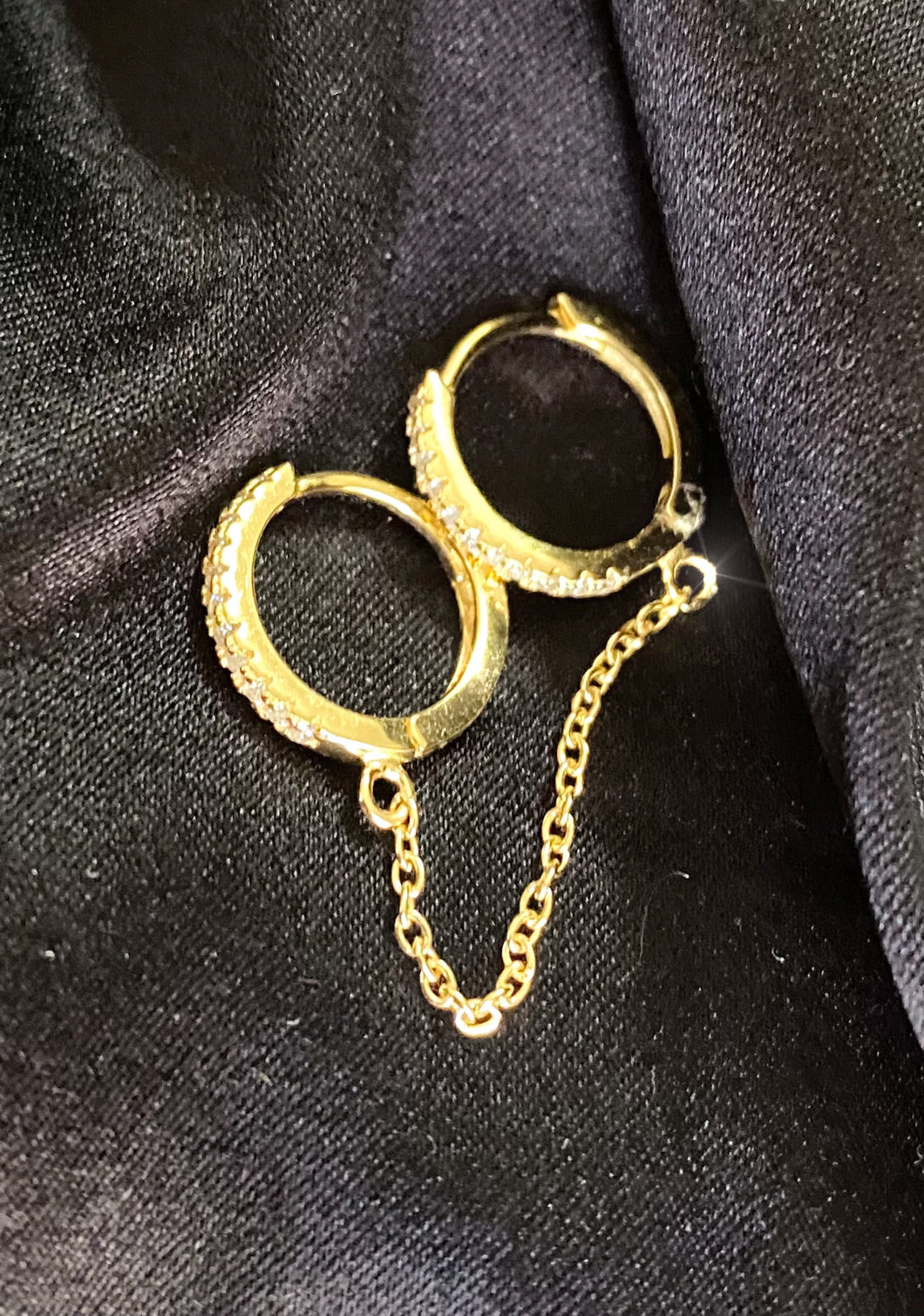 Double Post Hoop Huggies in Gold